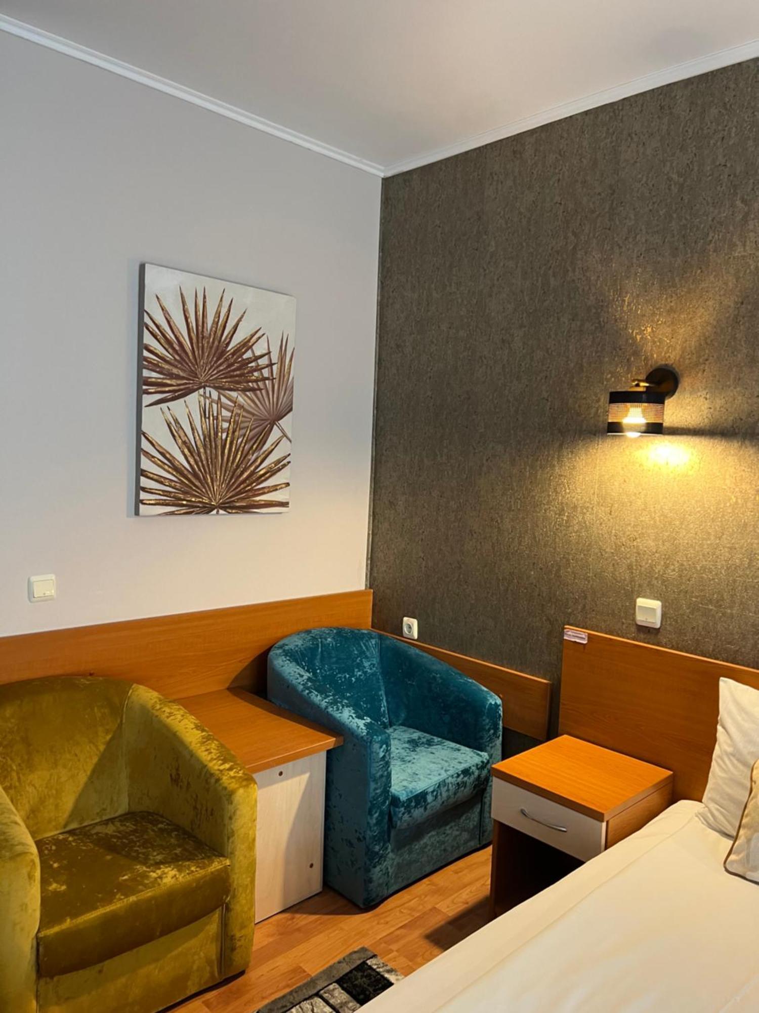 Hotel Violeta 2*