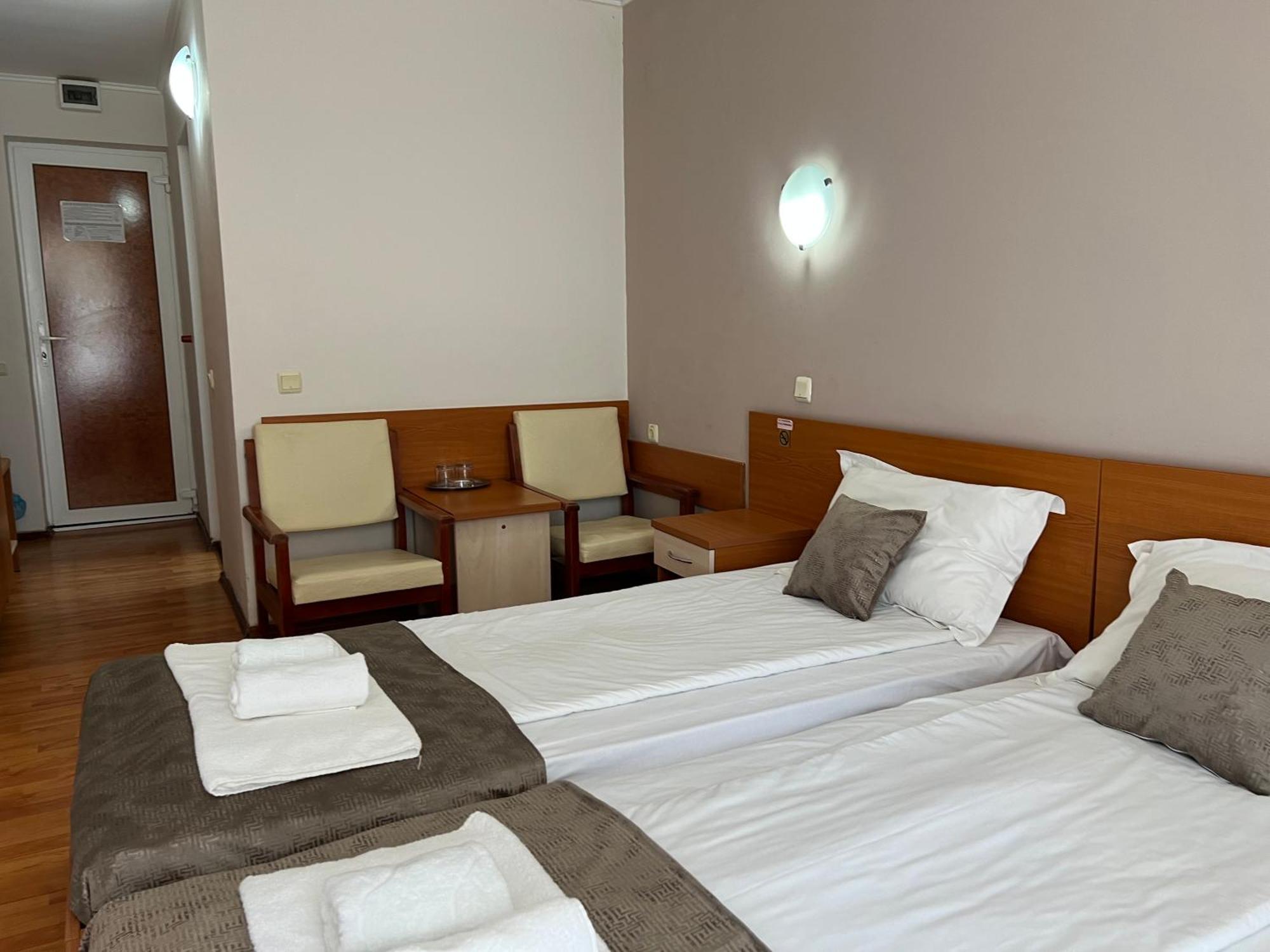 Hotel Violeta Jupiter