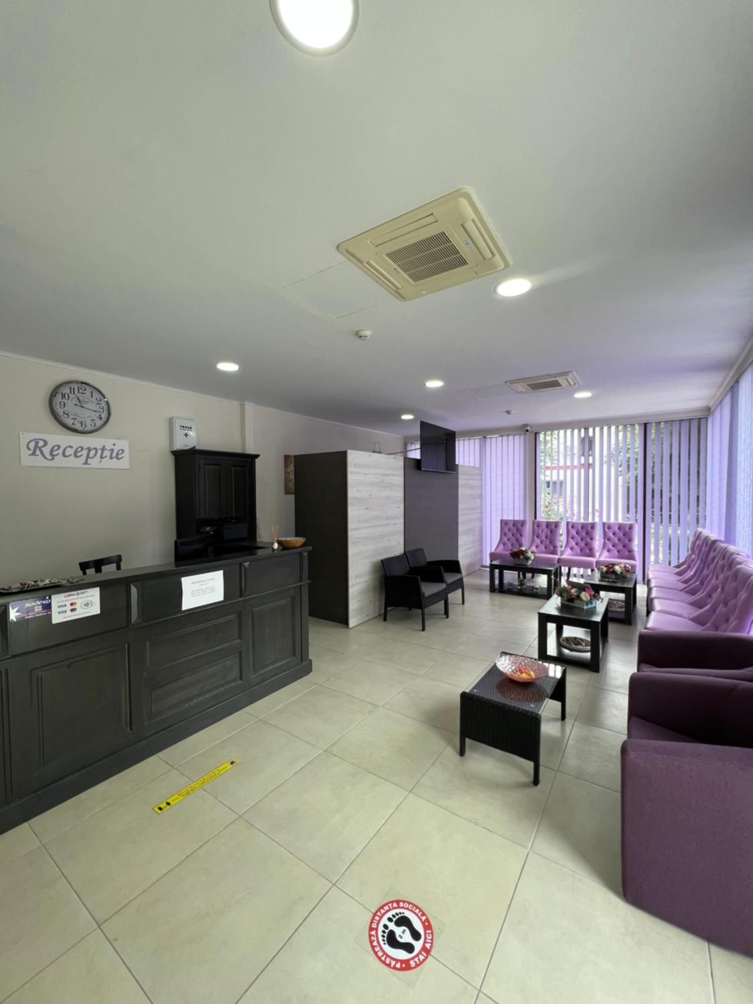 Hotel Violeta 2*